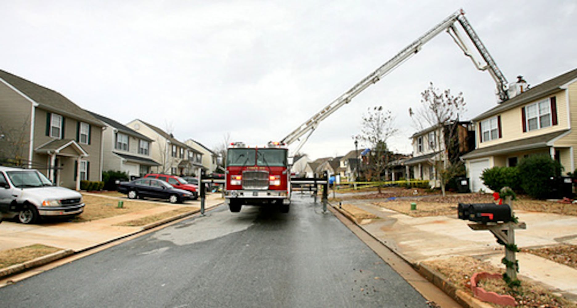 Homes destroyed by fire in Henry County