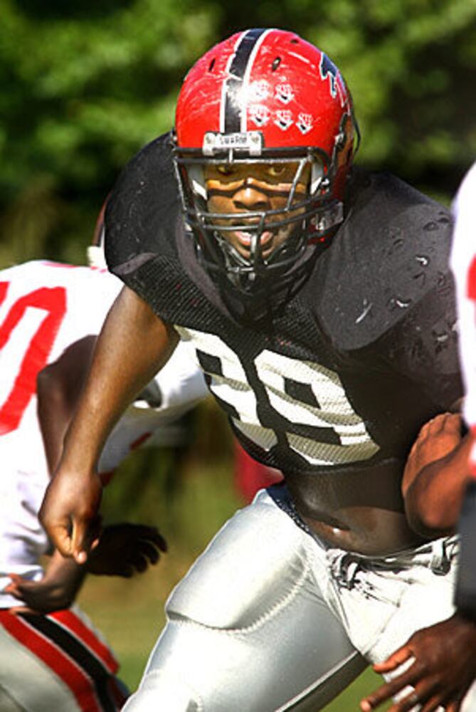 High school football: Practice at Flowery Branch