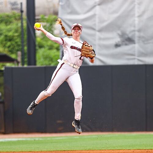 Georgia shortstop Emily Digby makes a play against Tennessee during the Bulldogs’ 2-1 loss to the Lady Vols on Friday, May 22, 2026, in Knoxville, Tenn. (@UGASoftball on X)