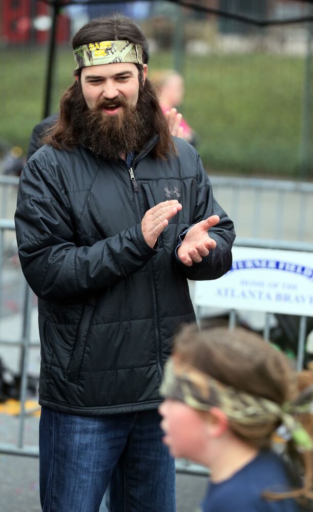 Duck Dynasty's Jep Robertson presents awards
