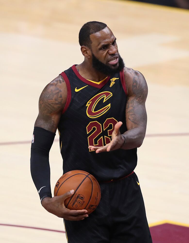 Photos: Warriors vs. Cavaliers in 2018 NBA Finals Game 4