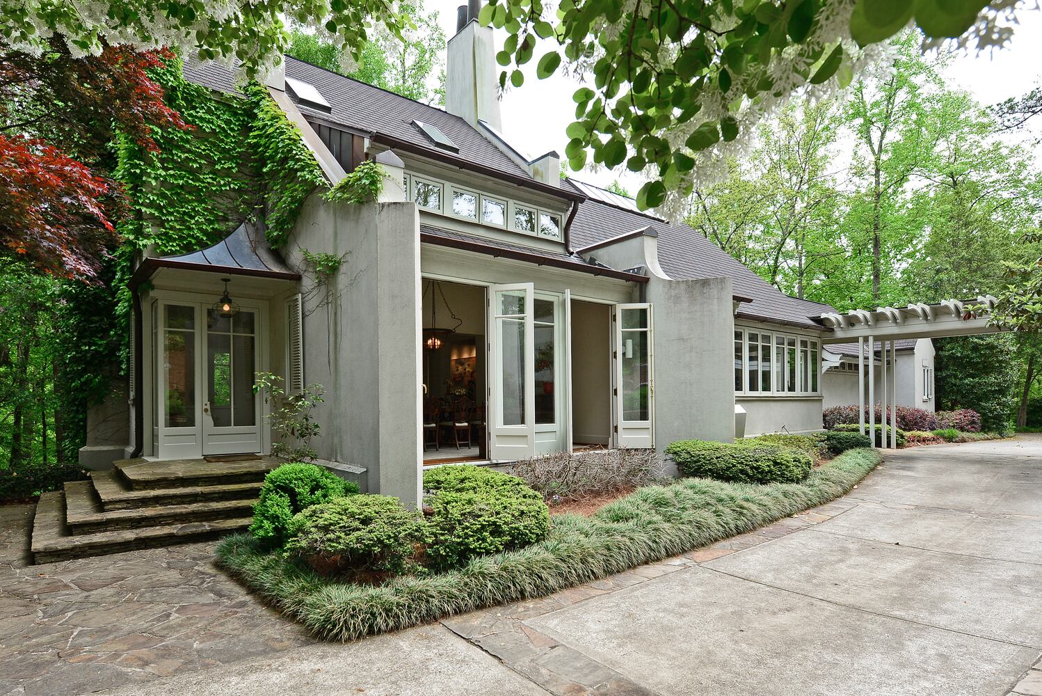 Atlanta Federal Reserve Bank CEO's home on market