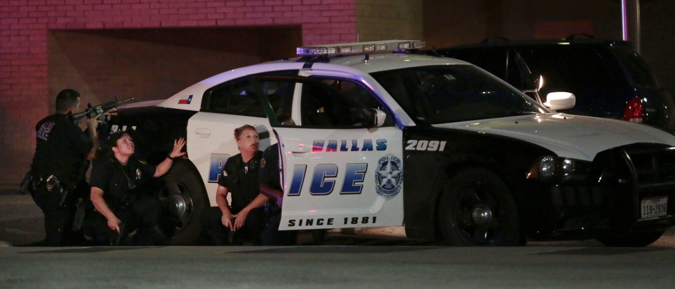 Officers shot in Dallas