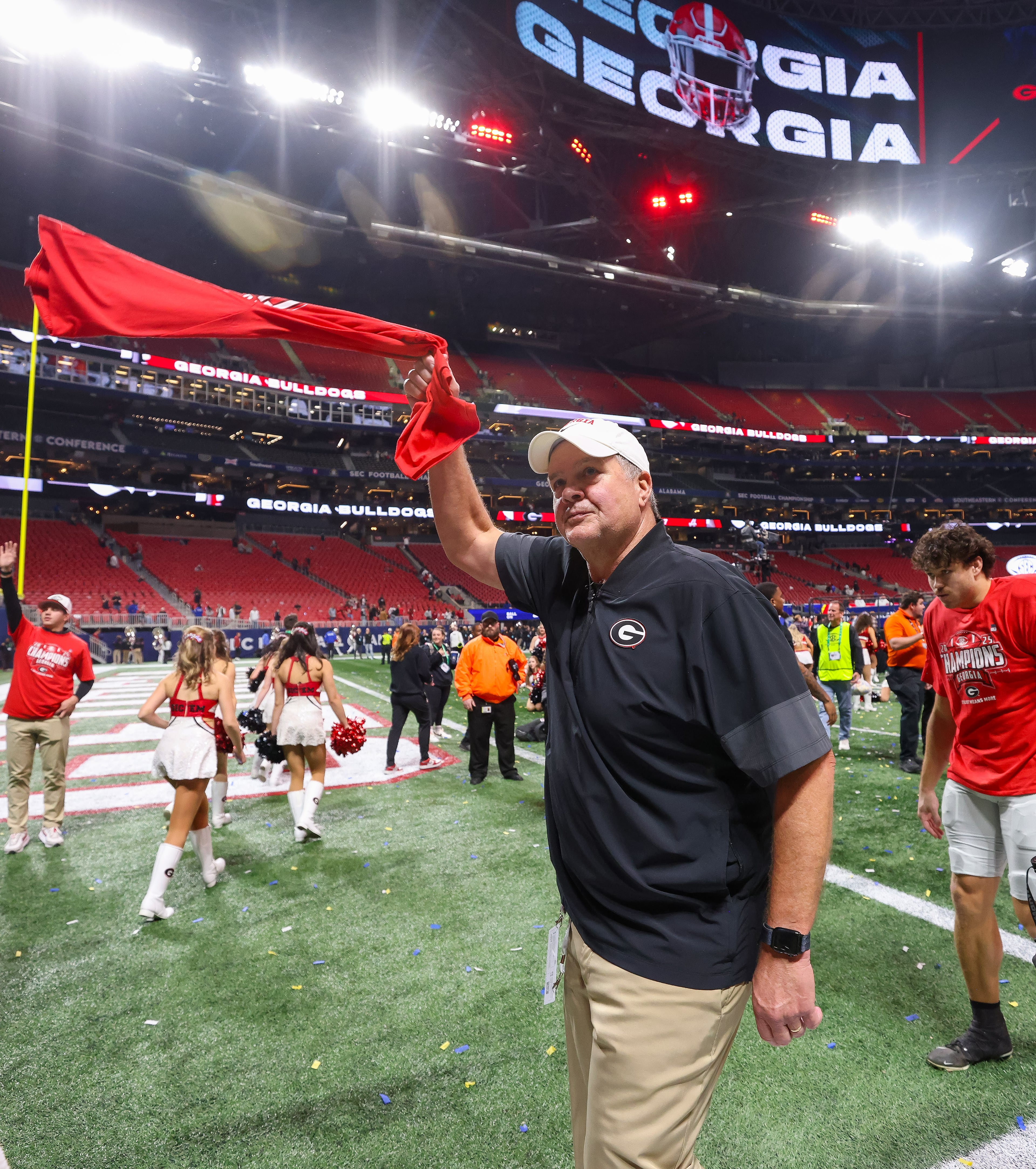 Georgia celebrates a 28-7 victory over Alabama in the SEC Championship game at Mercedes-Benz Stadium, Saturday, Dec. 6, 2025, in Atlanta. (Jason Getz / AJC)