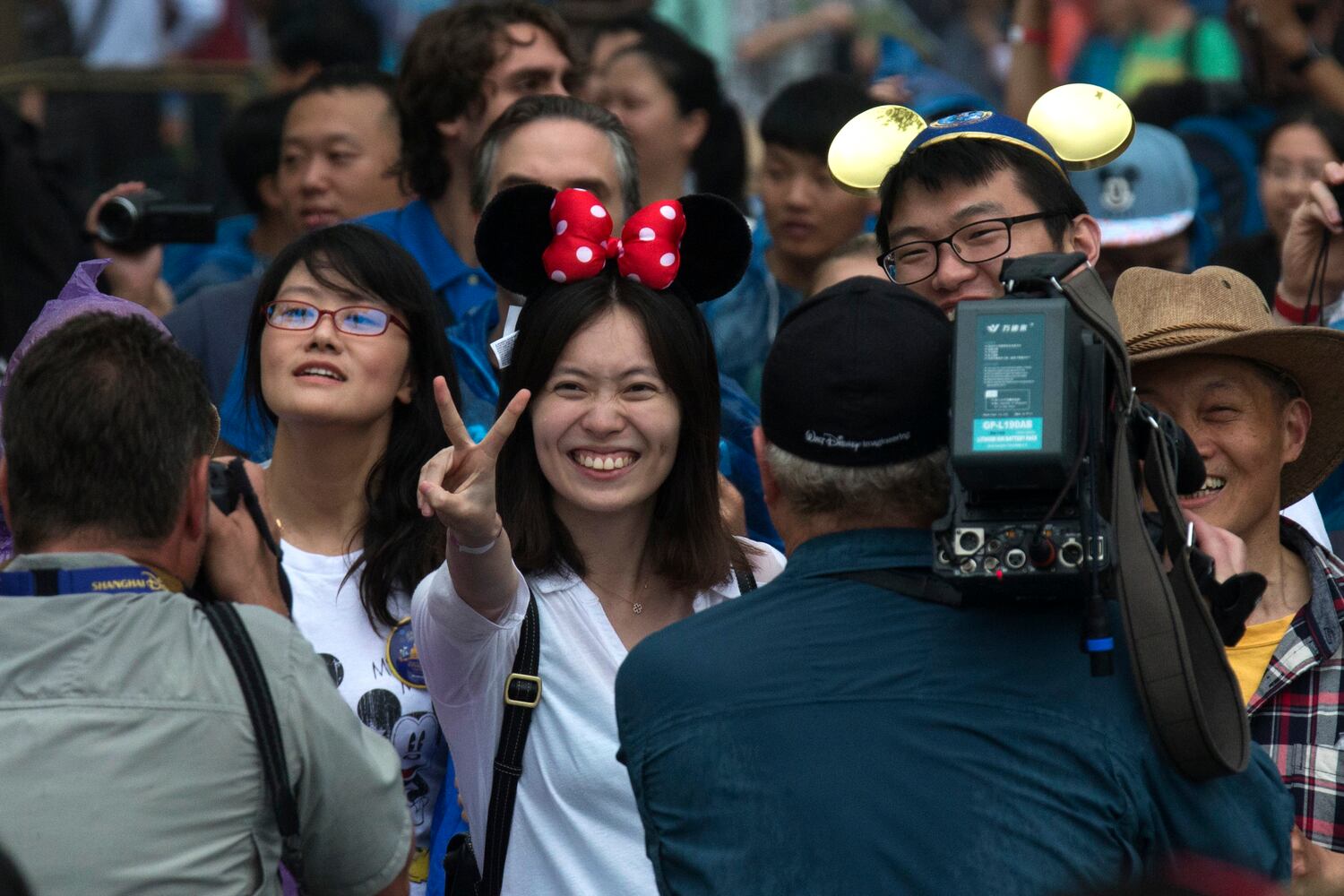 Shanghai Disney opens