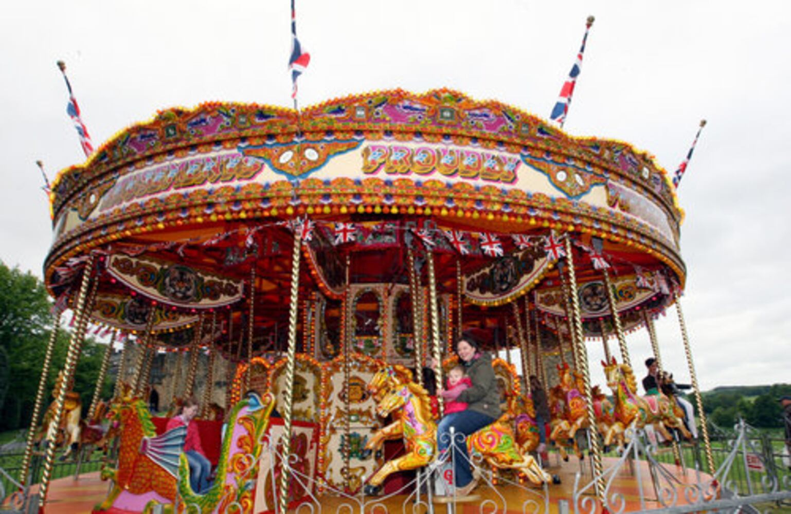 Queen Elizabeth celebrates Diamond Jubilee