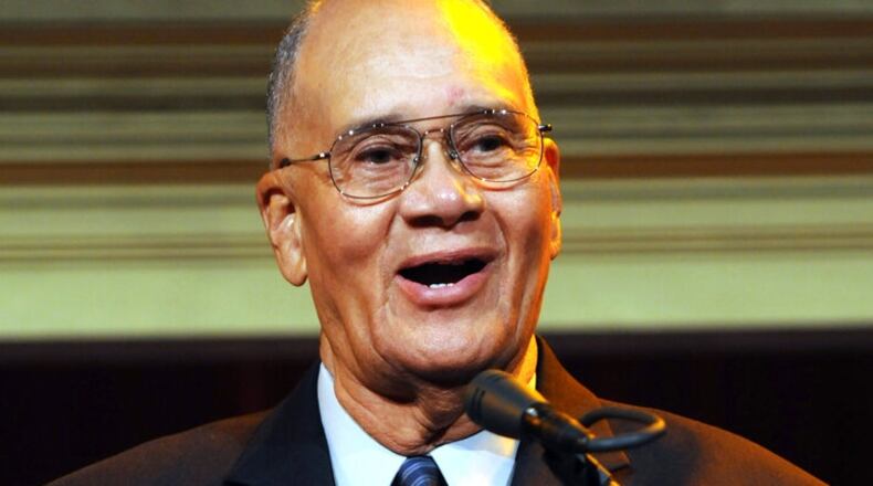Doug Porter, coach at Mississippi Valley State, Howard, Fort Valley State, addresses the audience at his enshrinement into the College Football Hall of Fame, Saturday, July 19, 2008, in South Bend, Ind. Porter was enshrined into the hall with Joe Paterno, Doug Flutie, Chris Zorich and Ahmad Rashad. (AP Photo/Joe Raymond)