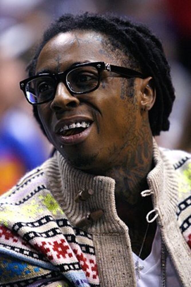 Celebrities watch Game 3 of Lakers vs. Magic