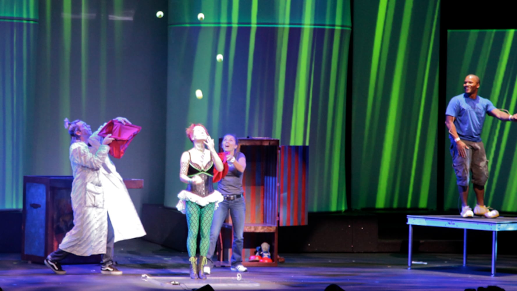 Macy's Passport and 'Glamorama' at the Orpheum Theatre