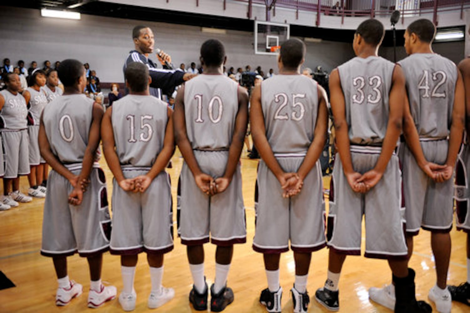 Olympian Dwight Howard visits his high school