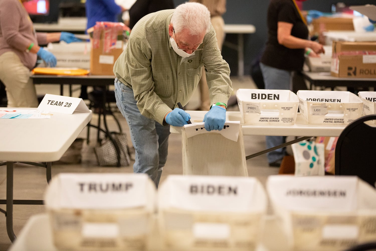 A hand recount of the presidential
