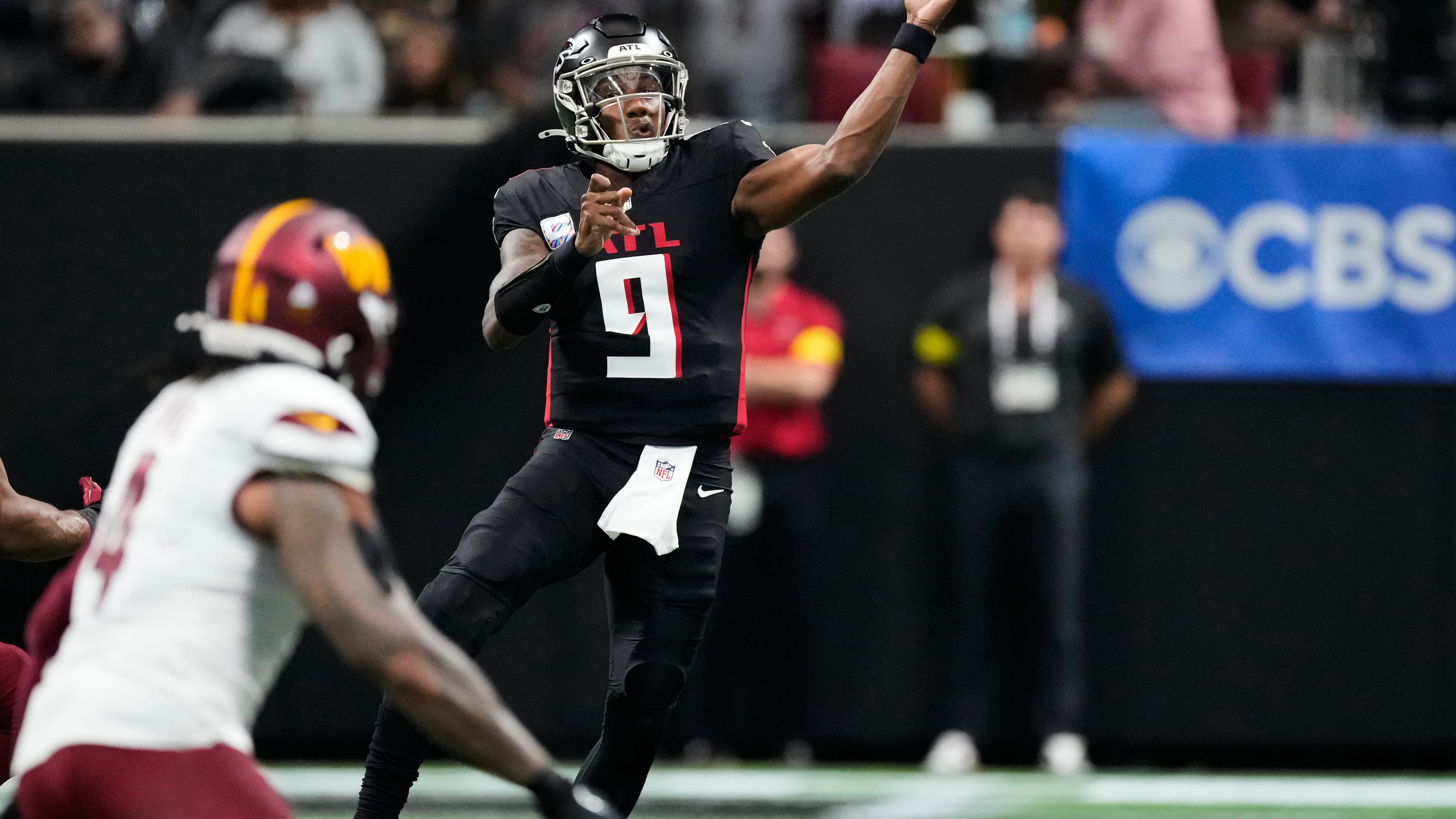 Atlanta Falcons quarterback Michael Penix Jr. (9) throws against the Washington Commanders during the first half of an NFL football game, Sunday, Sept. 28, 2025, in Atlanta. (AP Photo/Brynn Anderson)