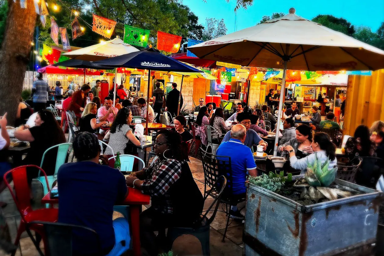 The patio at El Tesoro. (Courtesy of Lee + White)