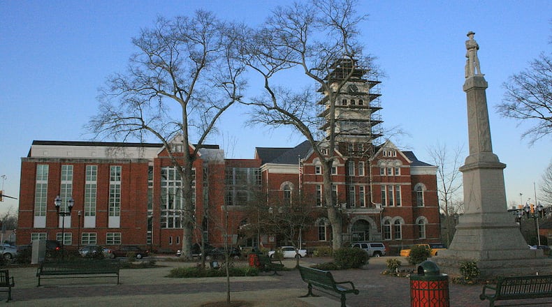 The Henry County Courthouse in McDonough. Contributed by John Trainor, used under a Creative Commons Attribution 2.0 Generic license.