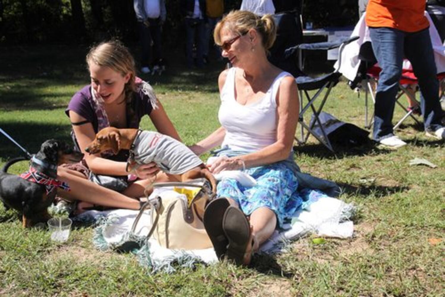 Howl-O-Weenie in Dunwoody