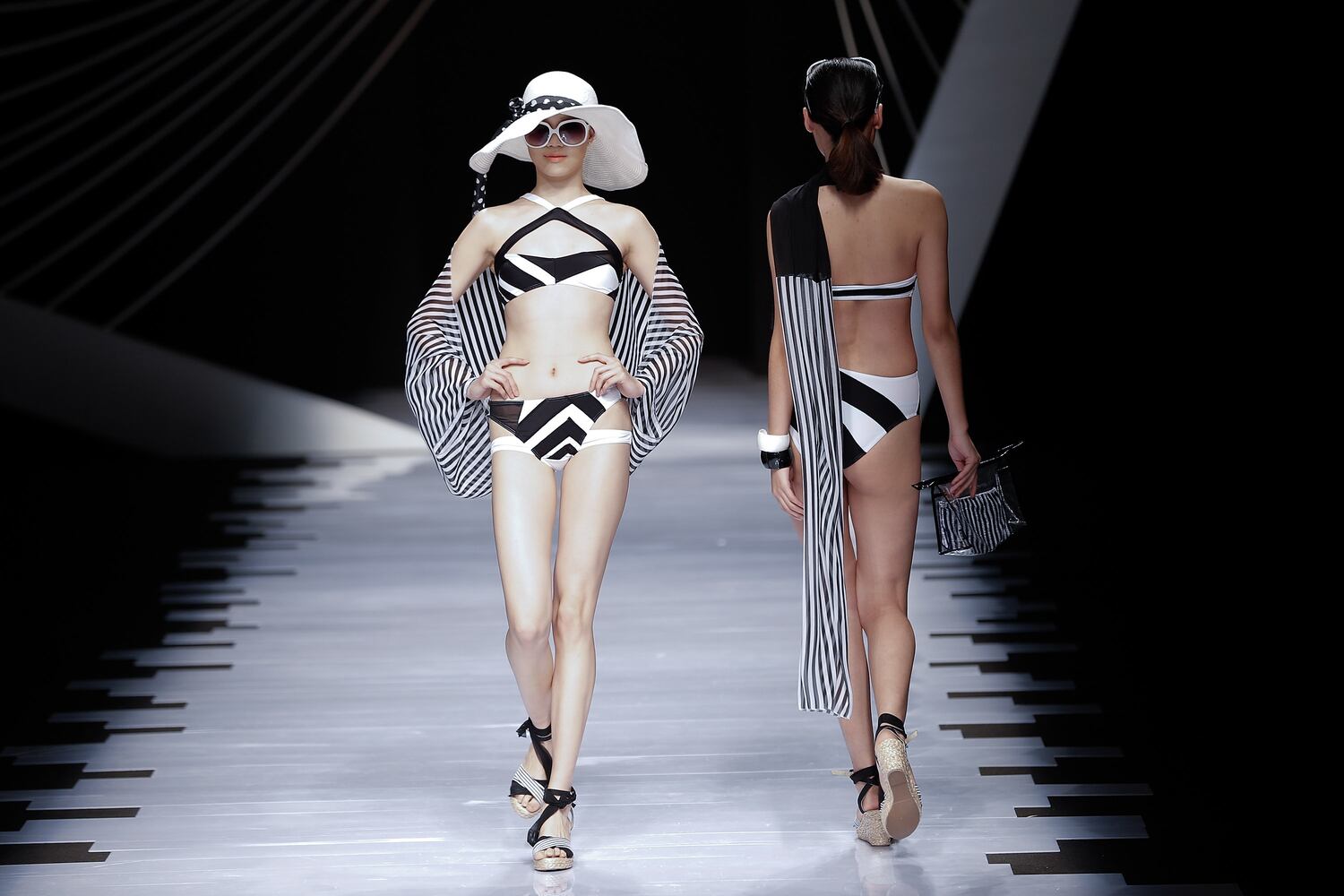 2015 Hosa Swimming Fashion Trend Show