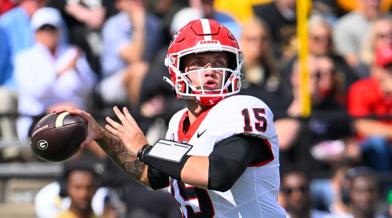 Georgia football-carson beck-jacksonville