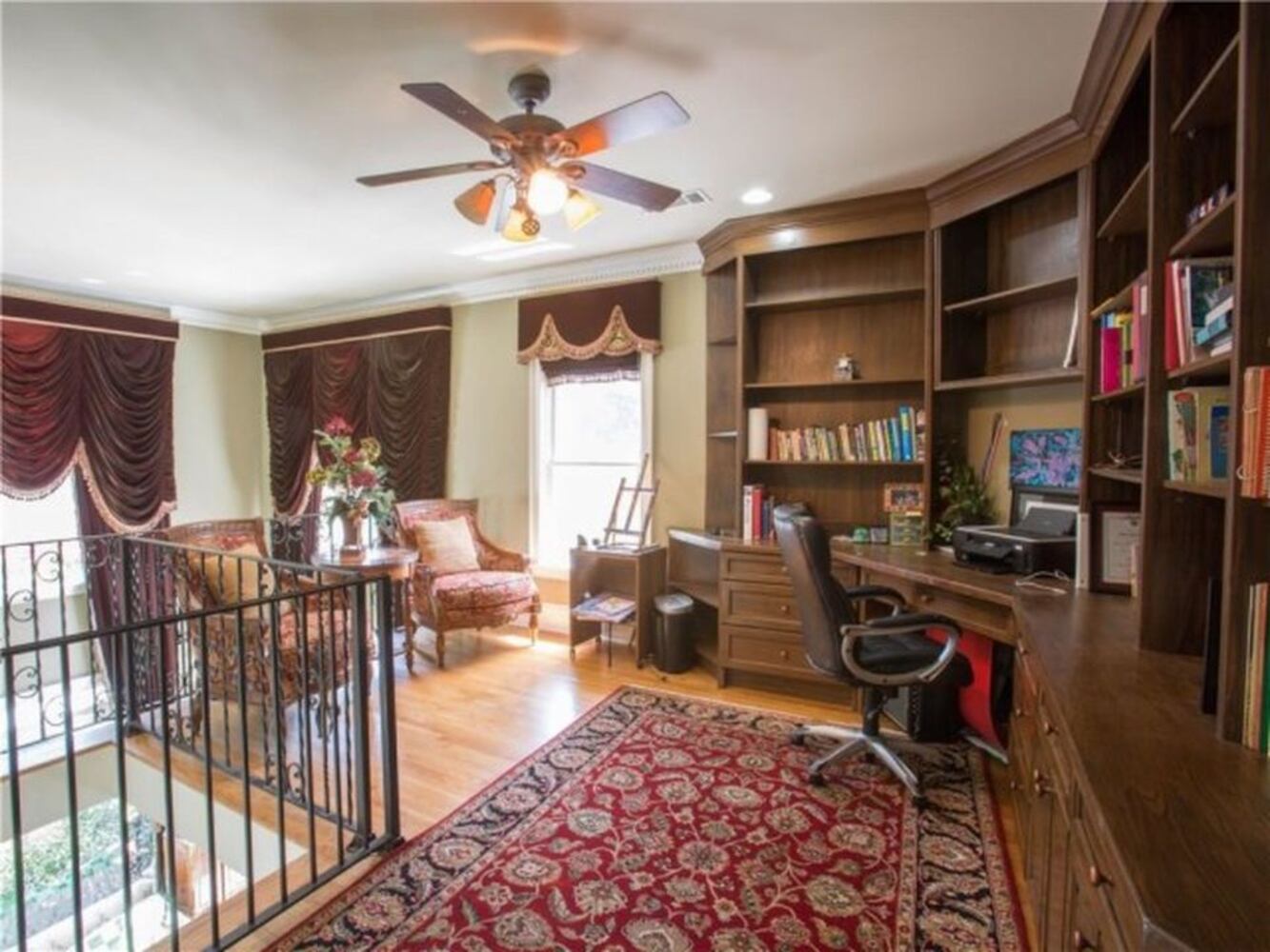 215 Bunratty Ct, Roswell, GA 30076