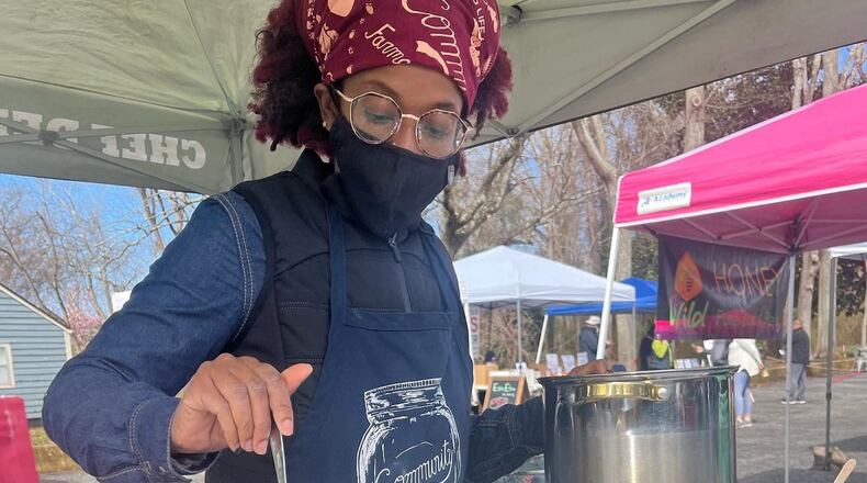 Masks were still required at Oakhurst Farmers Market in Decatur in March 2022. Despite this summer's surge in COVID-19, the majority of Americans have not returned to wearing masks. (Courtesy of Community Farmers Markets)