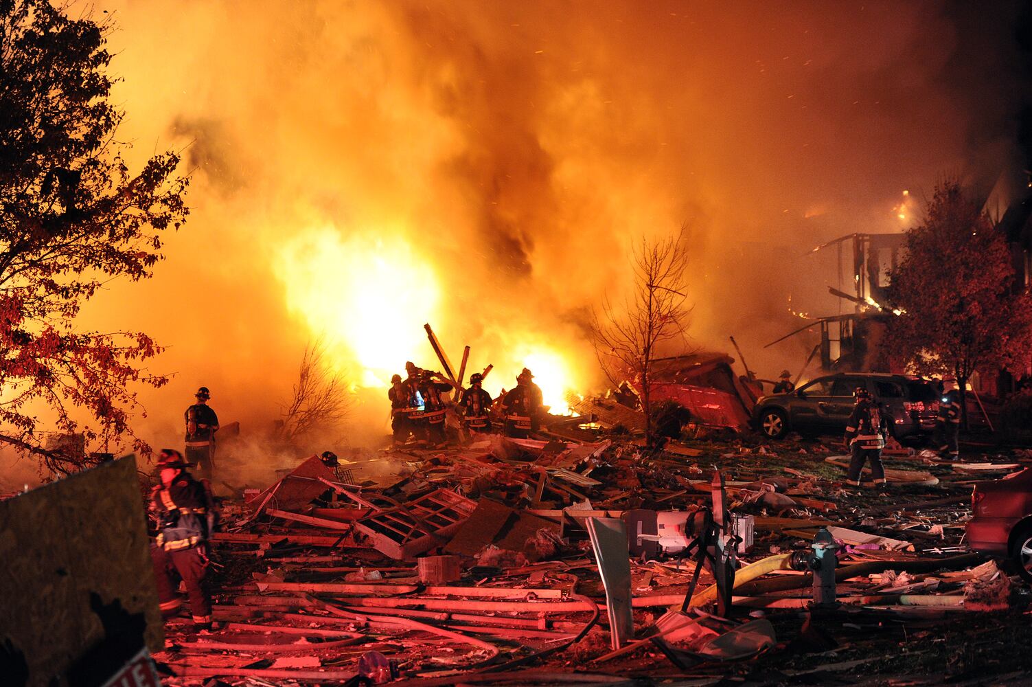2 die, 2 homes gone