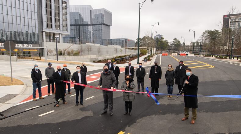 Dunwoody, Sandy Springs celebrate the opening of the Springwood Connector.
The new roadway, which links the two cities, is the result of a public-private partnership. CONTRIBUTED