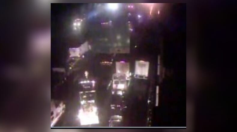 A crash involving two tractor-trailers temporarily shut down all of I-20 West just before Fulton Industrial Boulevard early Monday.