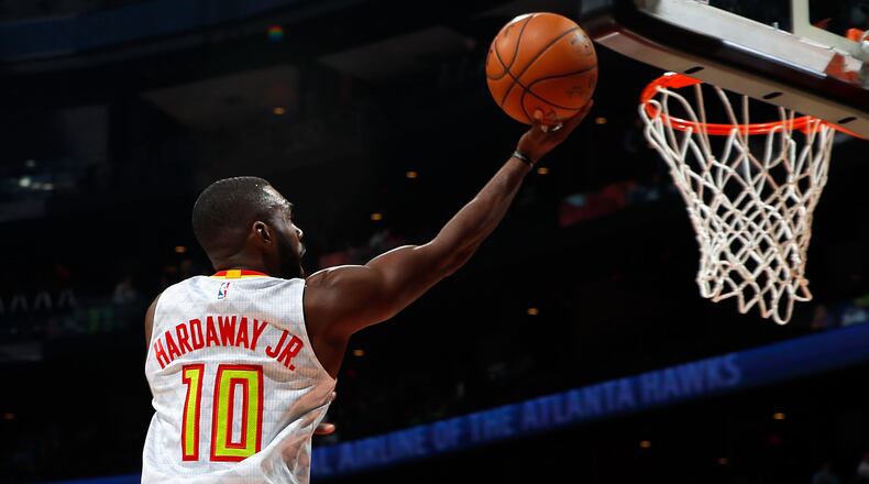 ATLANTA, GA - NOVEMBER 09: Tim Hardaway Jr. #10 of the Atlanta Hawks lays in a basket against the Chicago Bulls at Philips Arena on November 9, 2016 in Atlanta, Georgia. NOTE TO USER User expressly acknowledges and agrees that, by downloading and or using this photograph, user is consenting to the terms and conditions of the Getty Images License Agreement. (Photo by Kevin C. Cox/Getty Images)