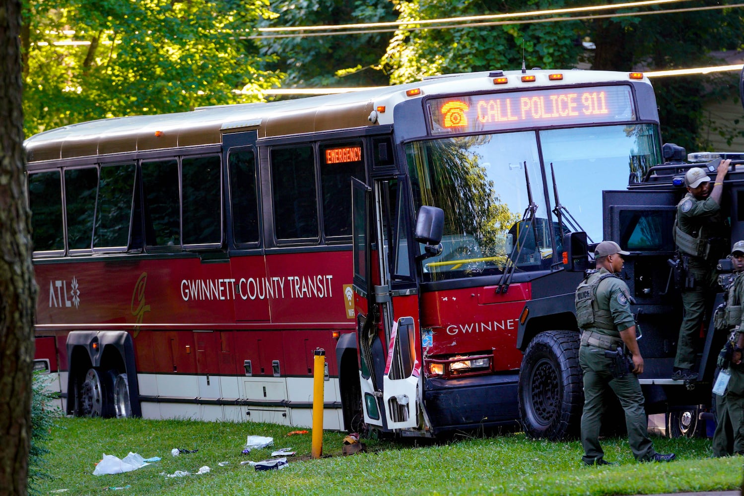 Deadly bus chase