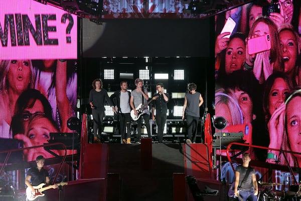 One Direction took the stage around 9:30 p.m. and no one made a sound. Yeah, right! Photo: Robb D. Cohen/www.RobbsPhotos.com.