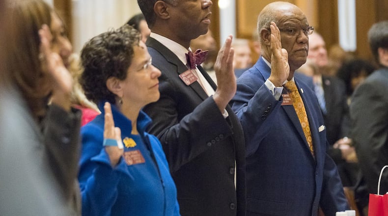 Members of the Georgia House Representatives are sworn in during the first session in the House chambers at the state Capitol building, Monday, January 14, 2019. (ALYSSA POINTER/ALYSSA.POINTER@AJC.COM)