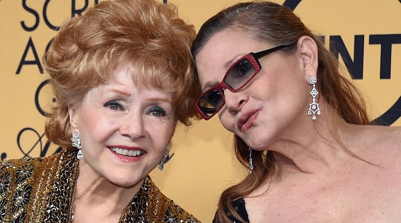 Debbie Reynolds and daughter Carrie Fisher in January 2015
