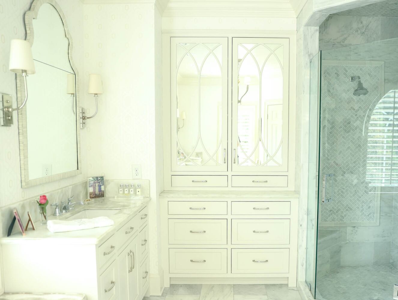 Roswell couple fills home with storied pieces