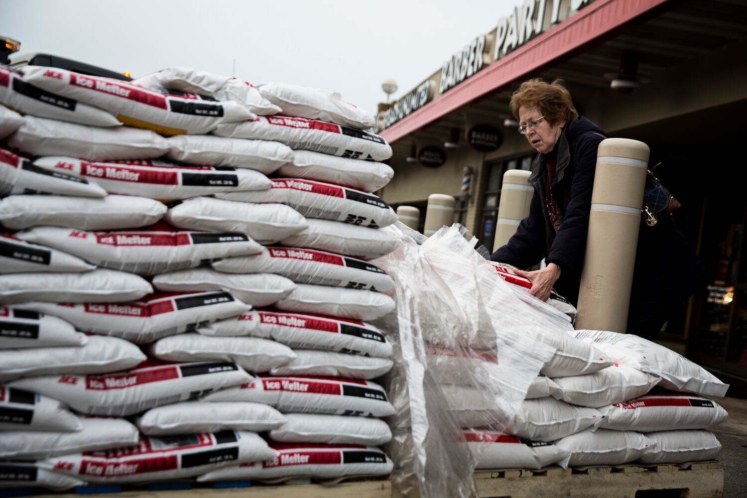 Photos: East Coast preps for snow blast