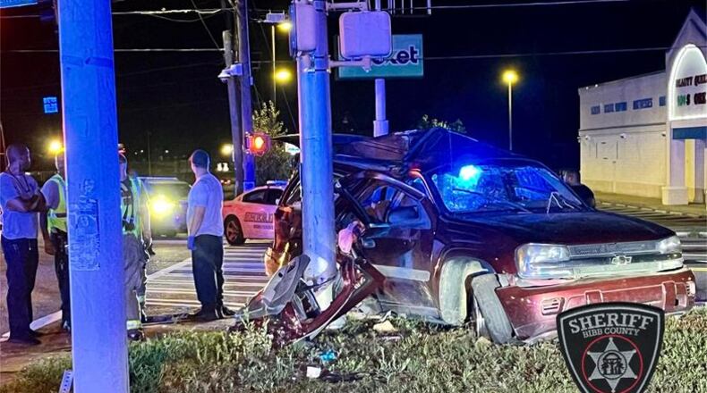 Ten youths were inside a reportedly stolen vehicle that was pursued by Bibb County sheriff's deputies.