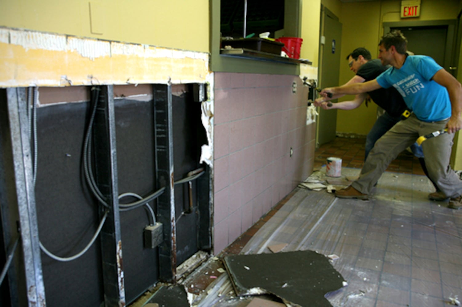 Cafe 458 gets makeover from TBS