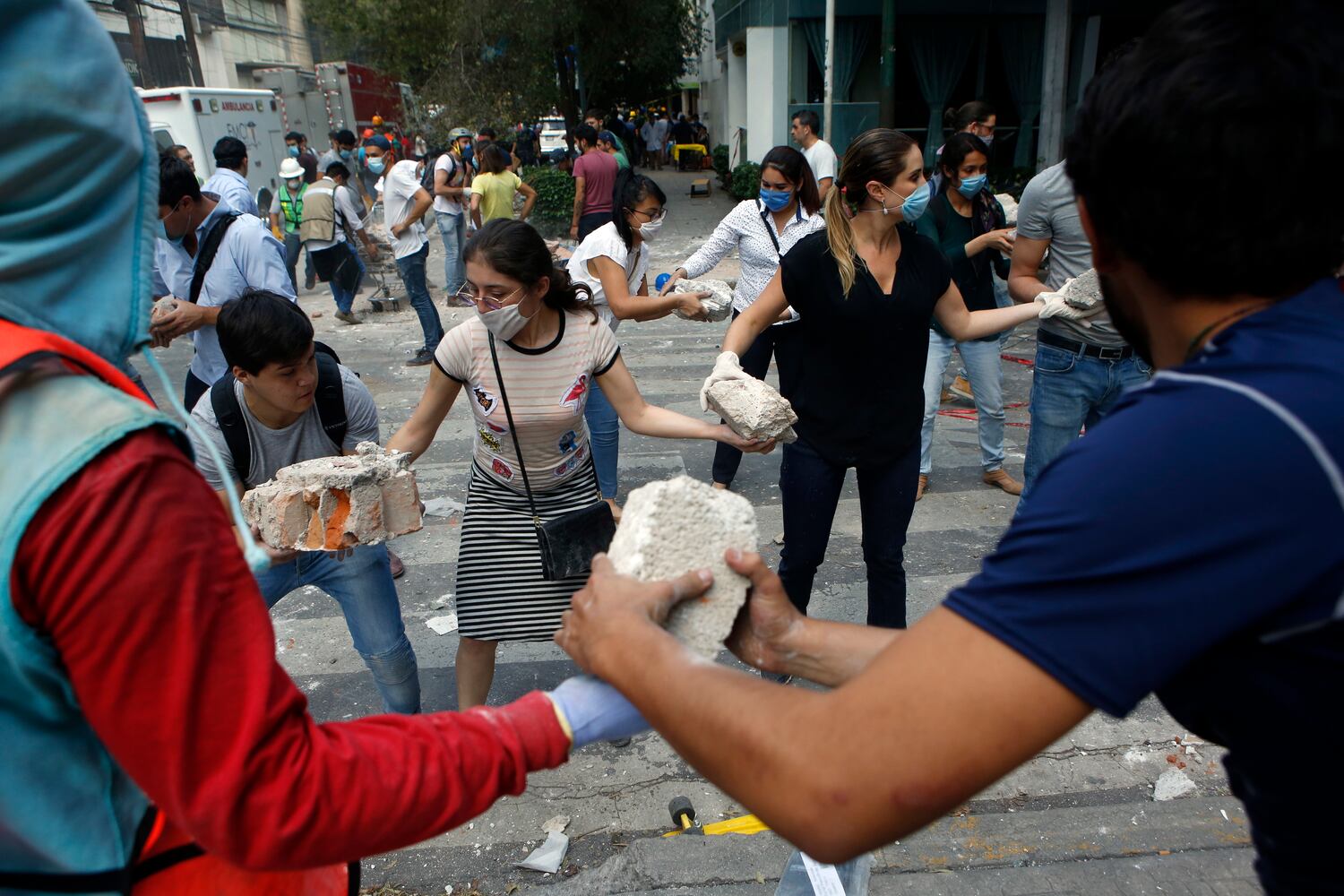 Photos: Major earthquake strikes Mexico City