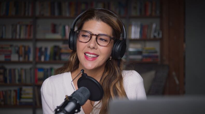 Marisa Tomei stars in "You're Dating a Narcissist!", a comedy created by metro Atlantan and UGA grad Ann Marie Allison based in part by her own experiences. COOL GIRL PRODUCTIONS