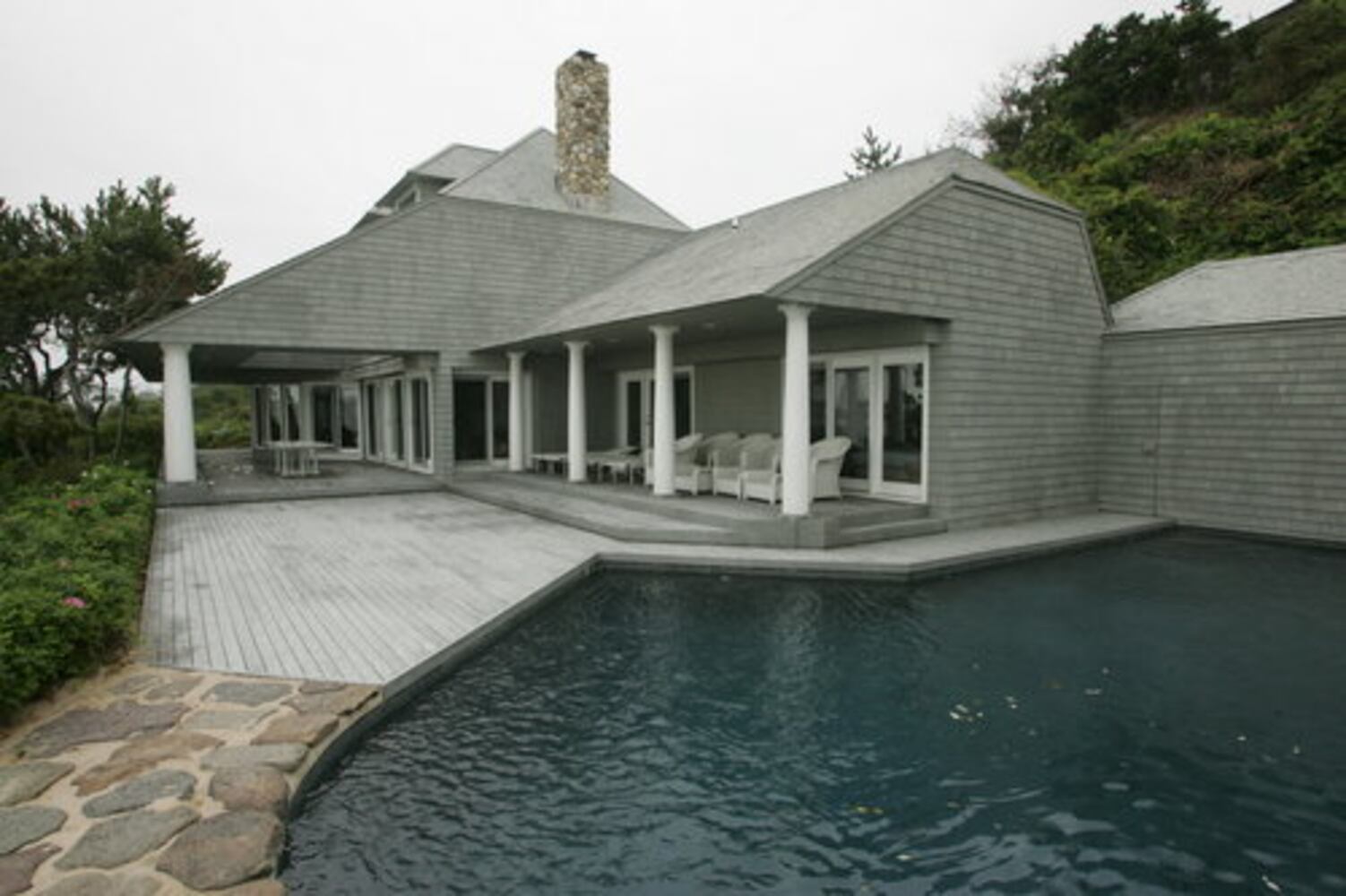 Bernard Madoff's beach home to be liquidated