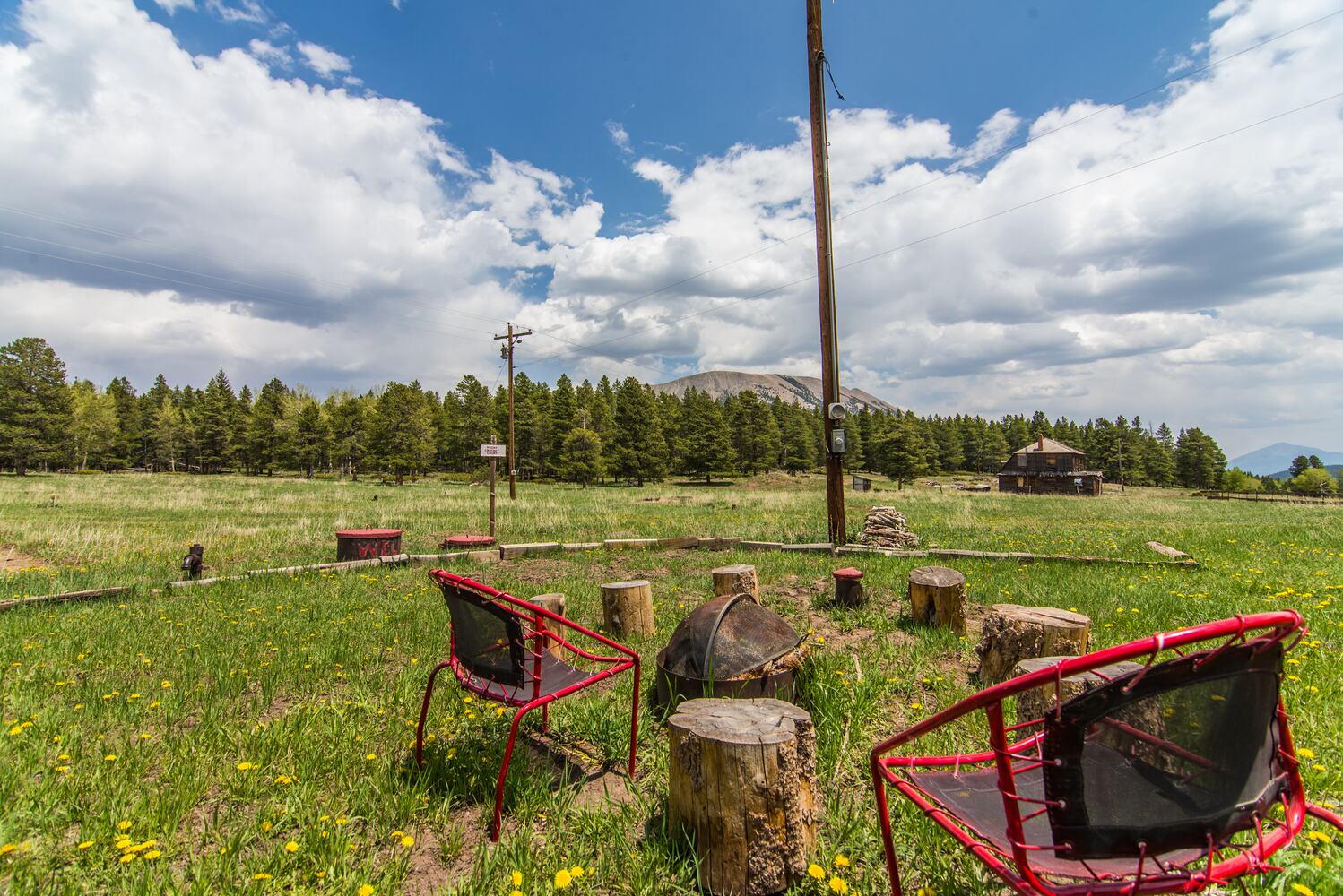 Uptop dates back to 1877, has panoramic views of Rocky Mountains