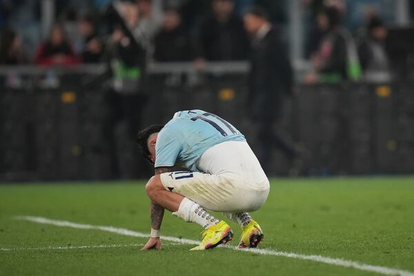 Lazio's Taty Castellanos reacts after a miss during penalty shootout during the Europe League quarter final second leg match between Lazio and Bodo Glimt in Rome, Italy, Thursday, April 17, 2025. (AP Photo/Alessandra Tarantino)