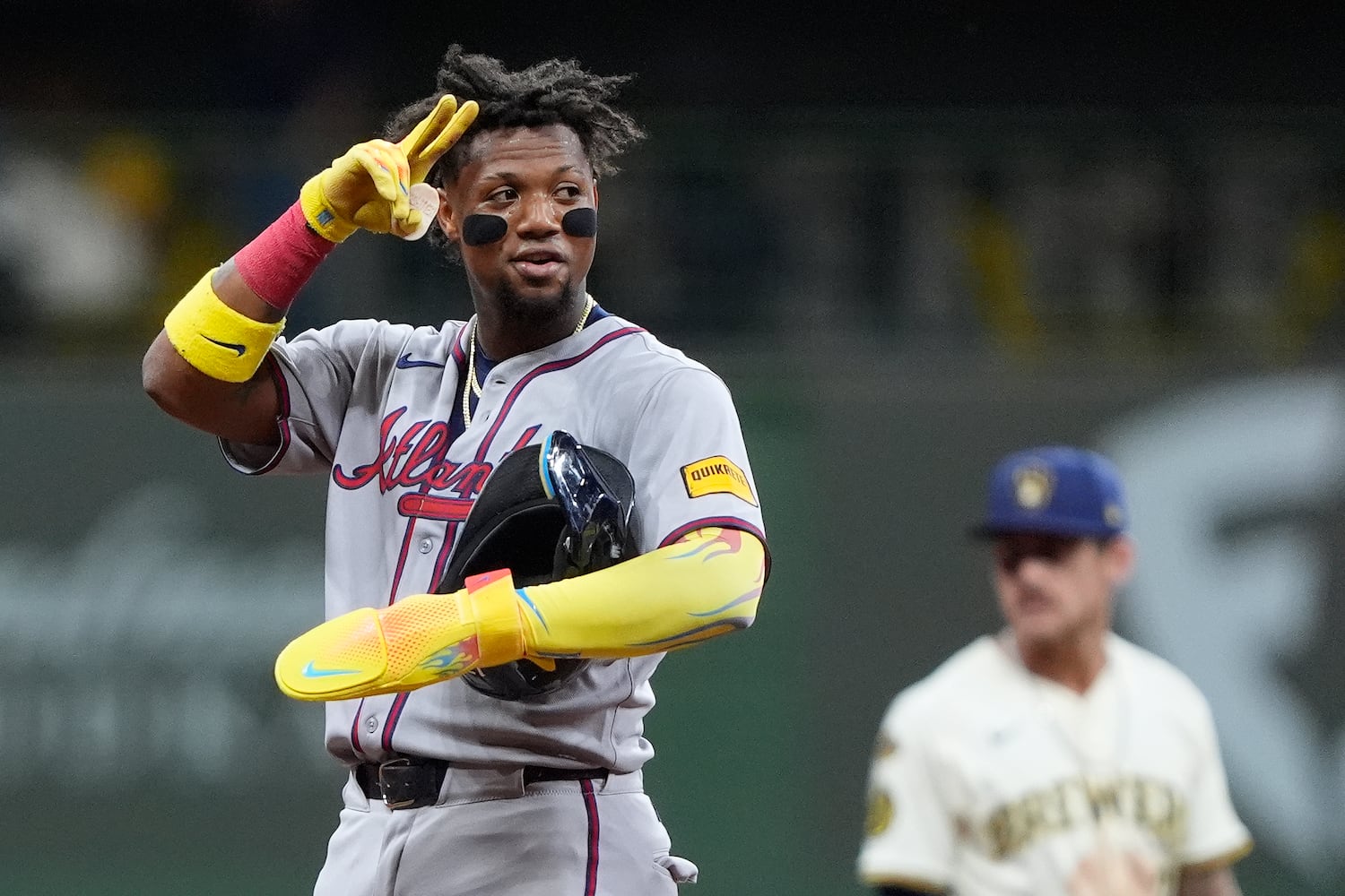 Braves Brewers Baseball
