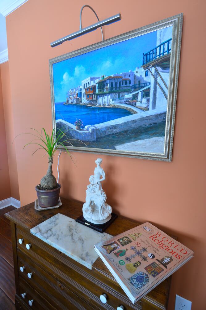 Guest room