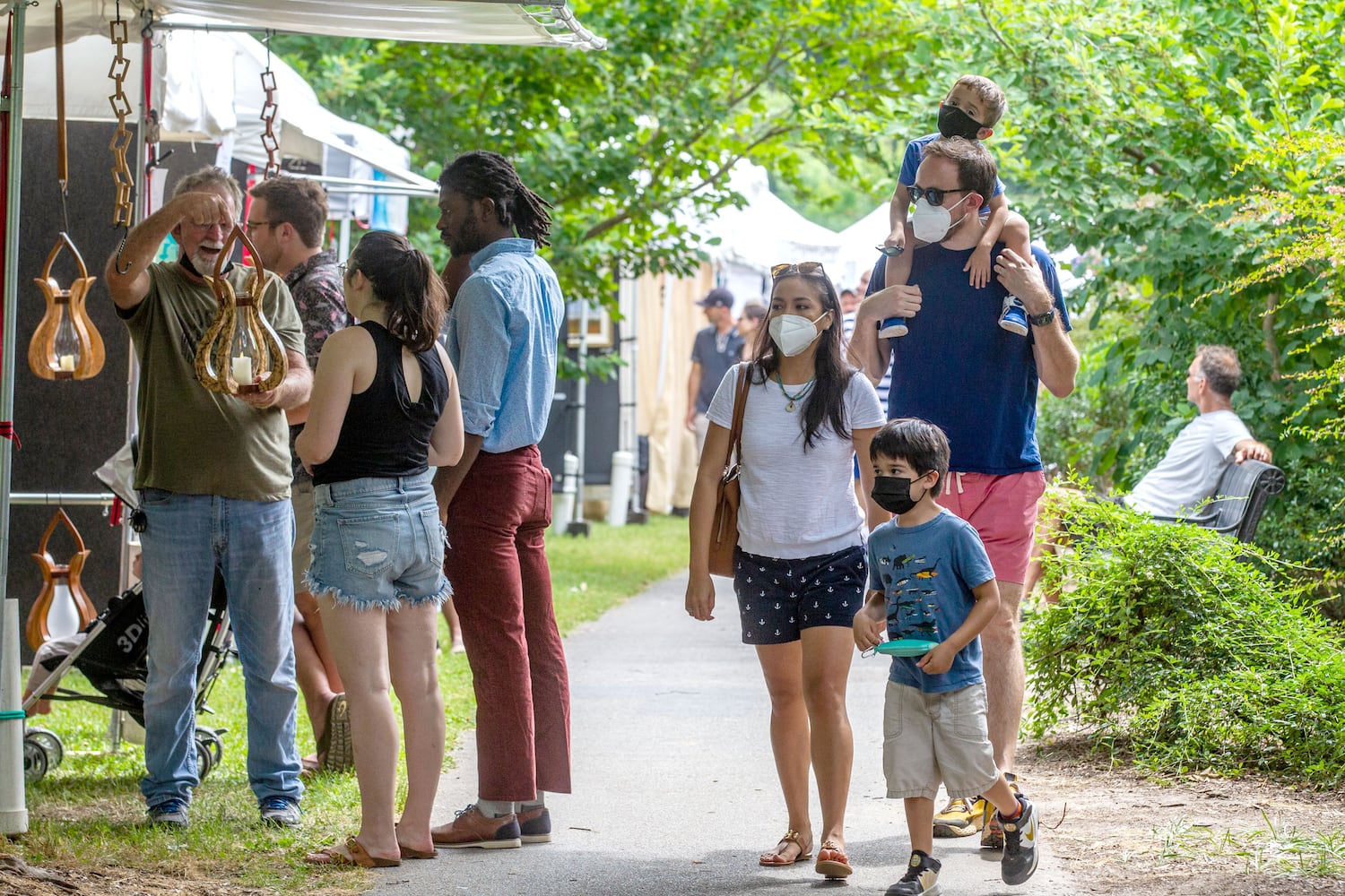 Festival on Ponce holds delayed spring fest