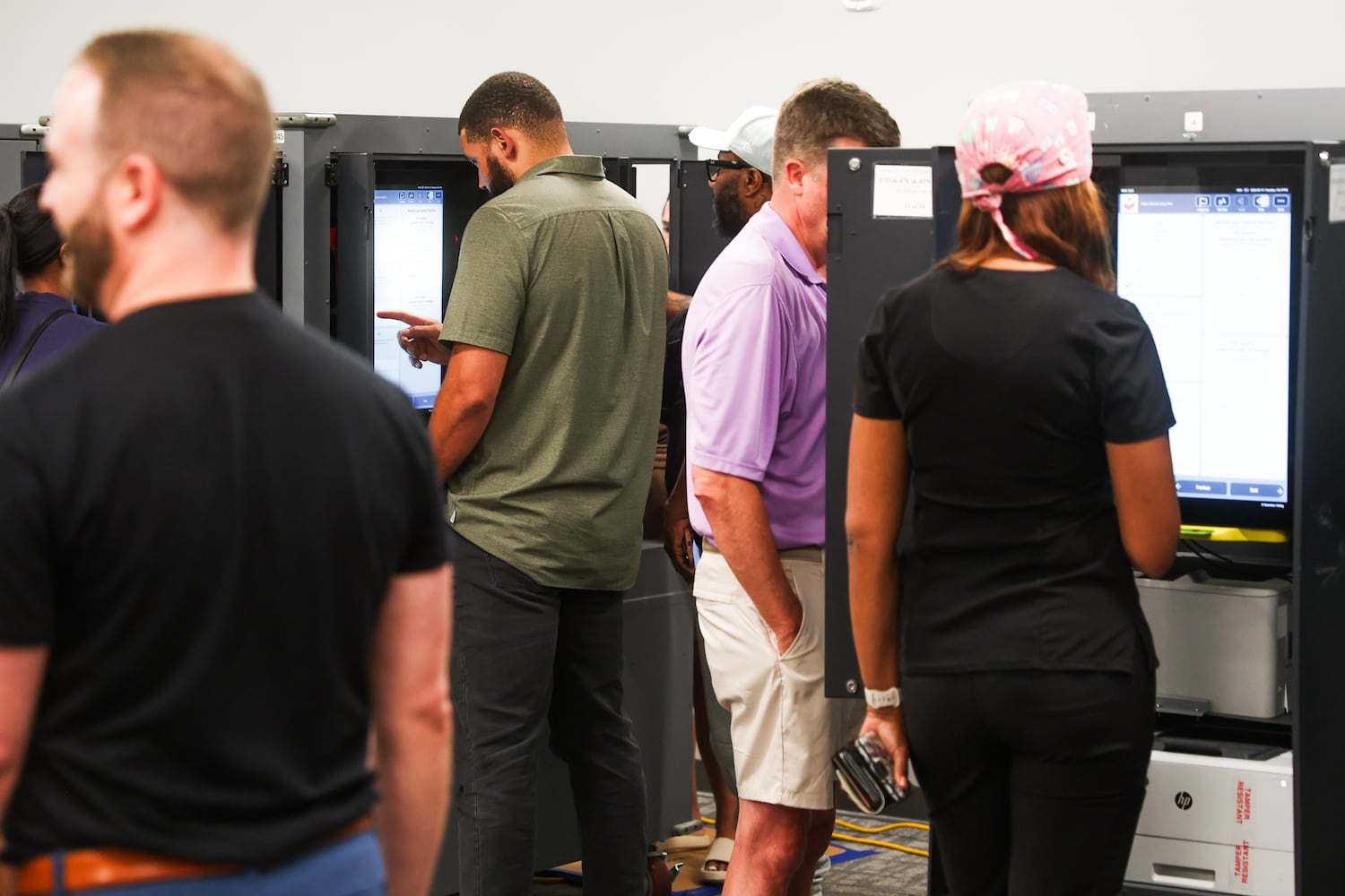 Keisha Lance Bottoms leads as Democrats scramble for second runoff spot for governor