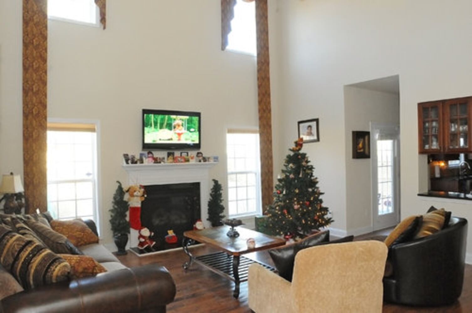 Mableton home suits community-loving family