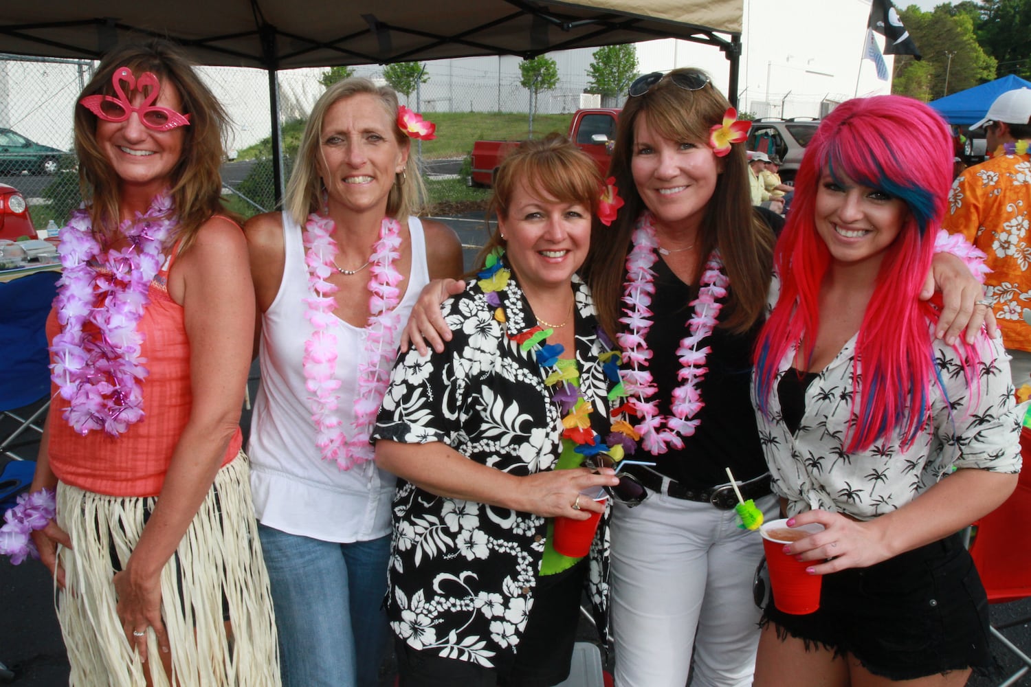 Jimmy Buffett fans gather for Atlanta concert