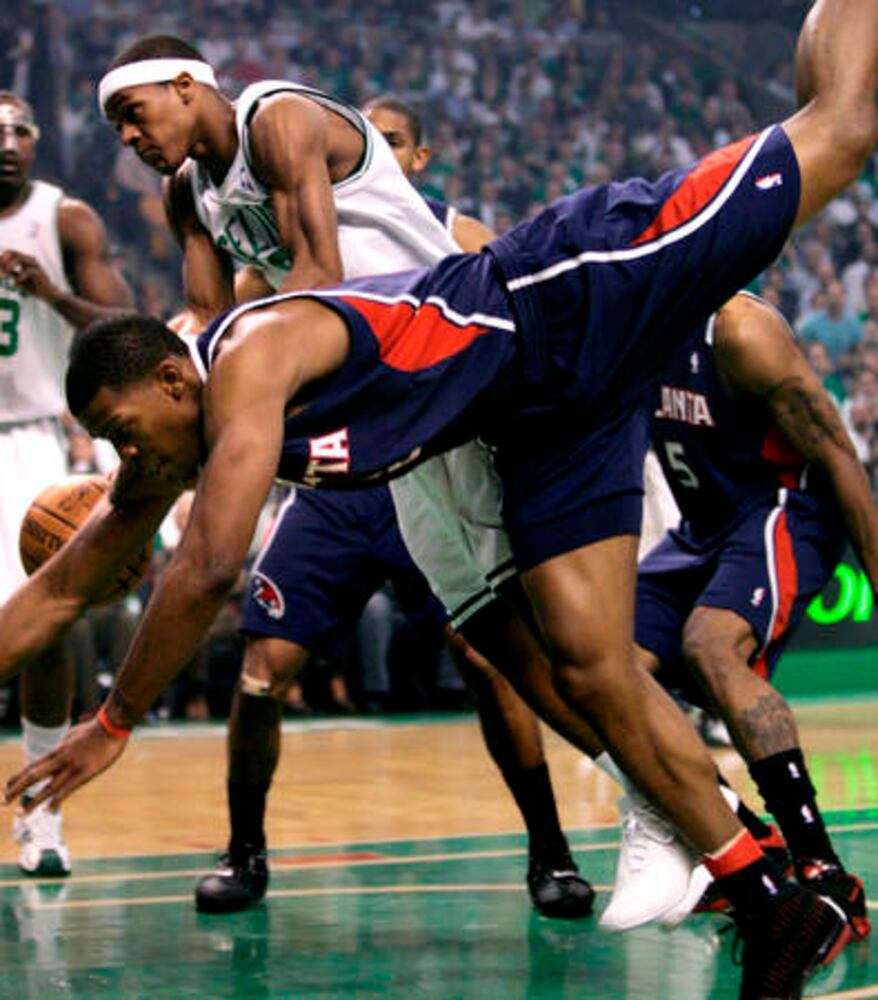 Hawks fall to Celtics in Game 5