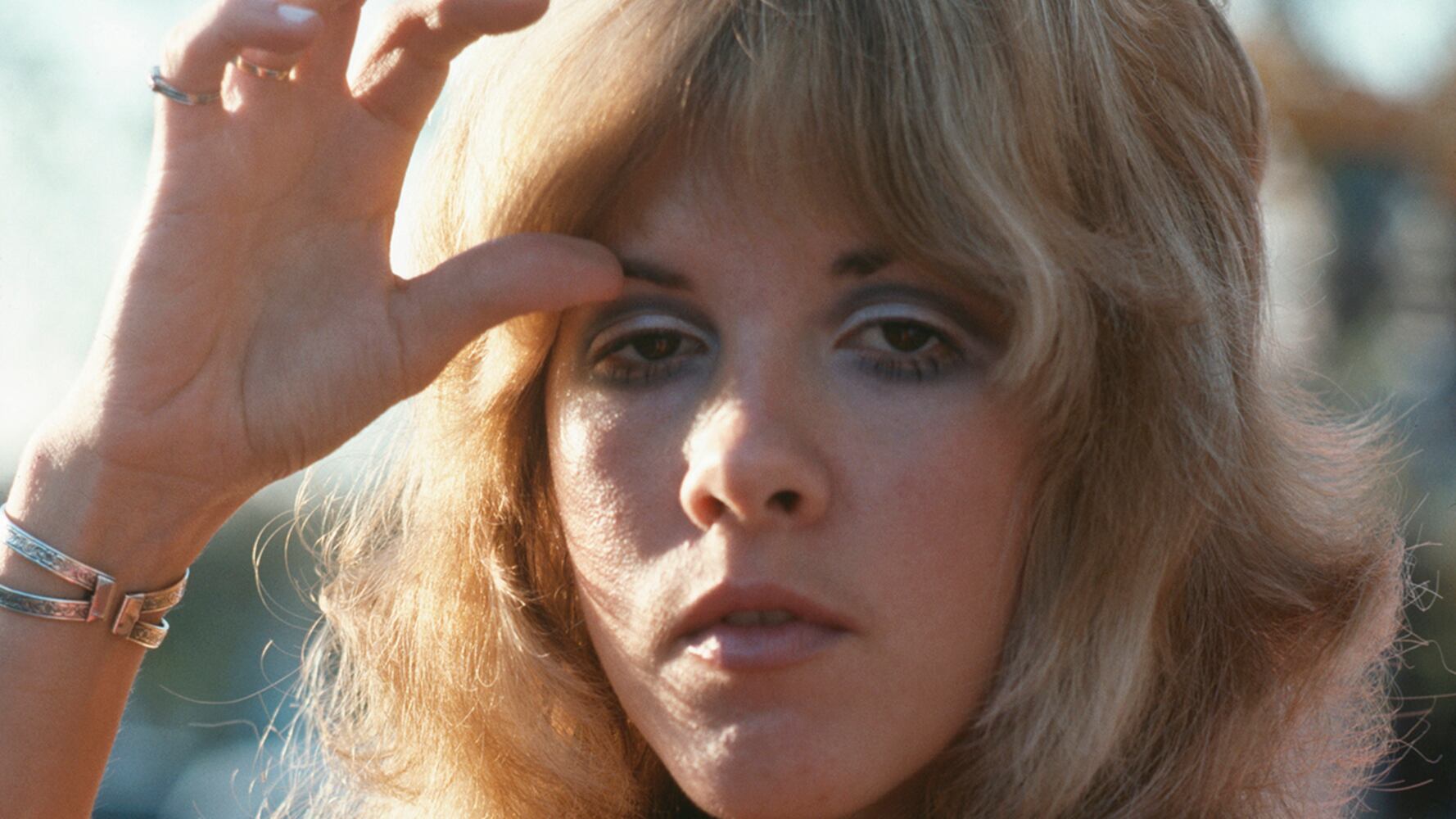 1975