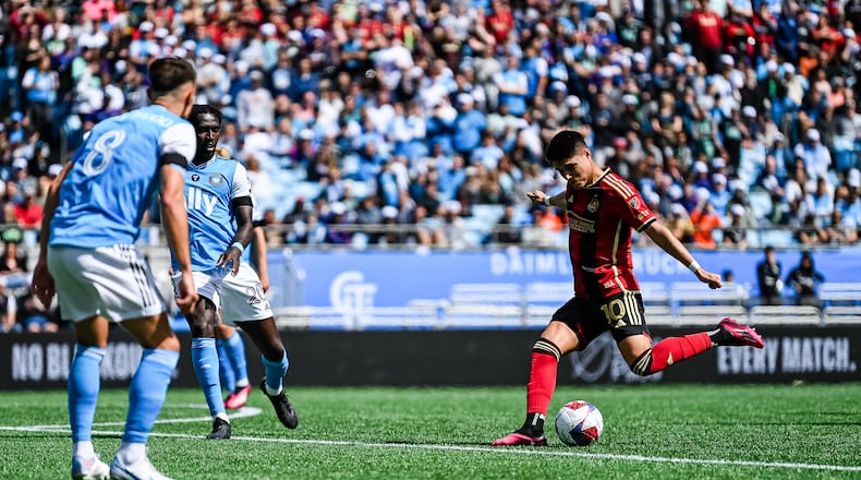 Atlanta United forward Luiz Araújo #10 kicks the ball during the match against Charlotte FC at Bank of America Stadium in Charlotte, NC on Saturday March 11, 2023. (Photo by Mitchell Martin/Atlanta United)