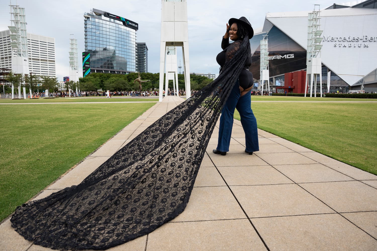 PHOTOS: Beyonce fans saddle up for 4-day Atlanta Cowboy Carter Tour stop